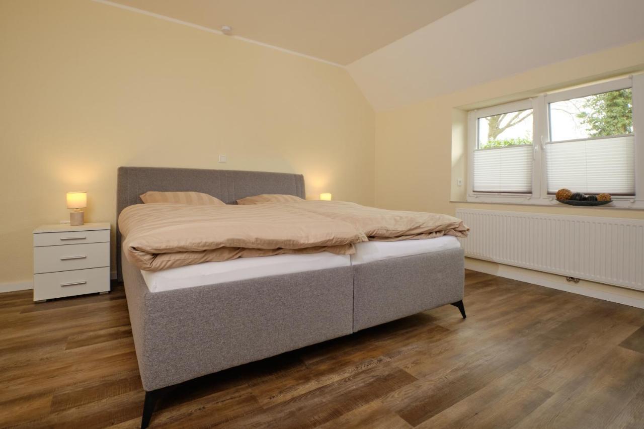Ferienwohnung Schwarting Wiefelstede Exterior foto
