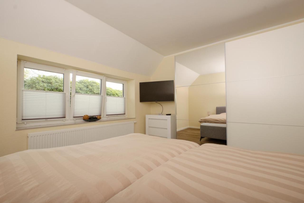 Ferienwohnung Schwarting Wiefelstede Exterior foto